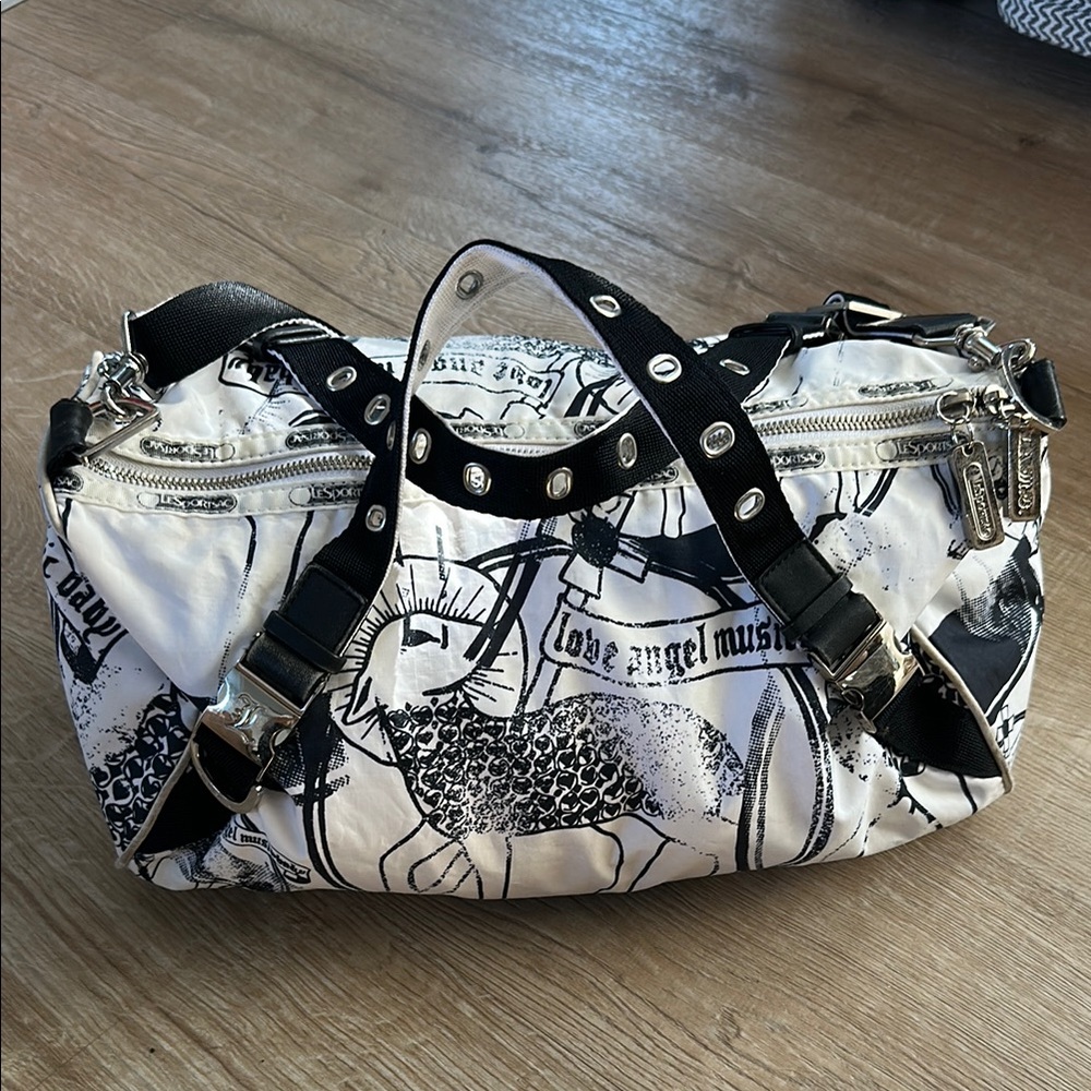 L.A.M.B. for LeSportsac Gwen Stefani shoulder travel Bag with Lamb Print Design